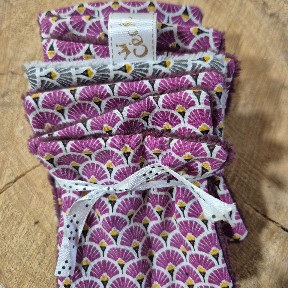 Lot de 7 lingettes motifs violets