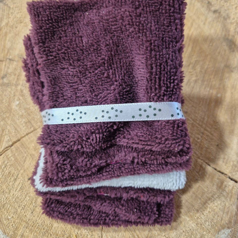 Lot de 7 lingettes motifs violets